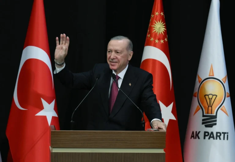 Başkan Erdoğan’dan AK Parti’de sıfır tolerans mesajı: Yanlış yapanla yollar ayrılacak