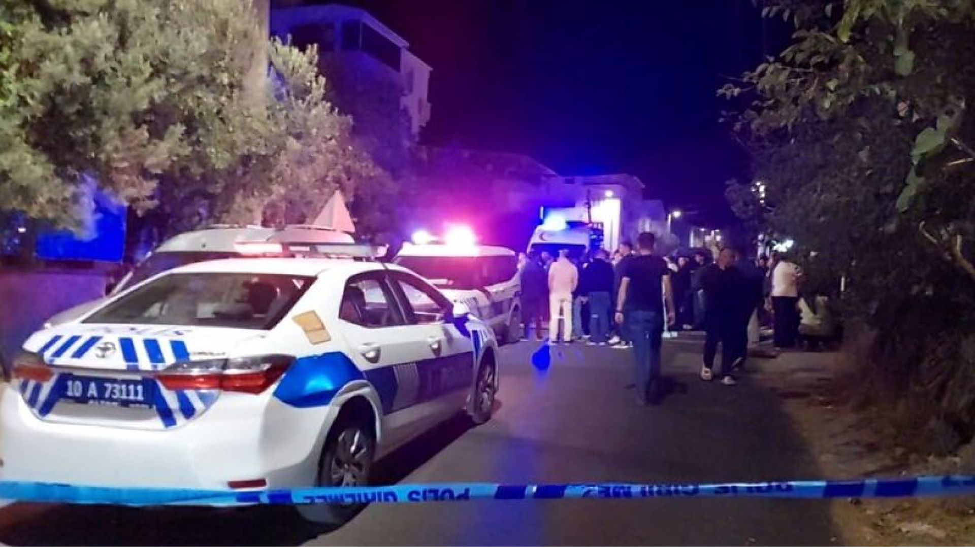 Camiden çıktı evine giderken silahlı saldırıda öldürüldü