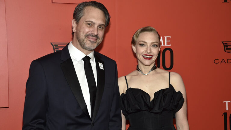 Amanda Seyfried ve Thomas Sadoski dokuz yıllık evliliklerini bitirdi