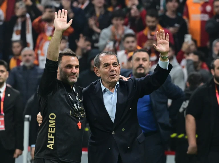 Dursun Özbek'ten Okan Buruk'a destek: Hedeflerimizden sapmayacağız