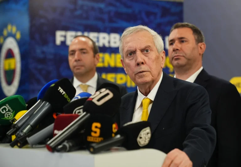 FIFA'dan Fenerbahçe'ye flaş ceza: 3 dönem transfer yasağı geldi! Yasağın kaldırılacağı şart ortaya çıktı