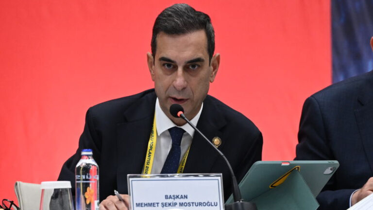 "Her yıl seçimle istikrar sağlamak mümkün değil"