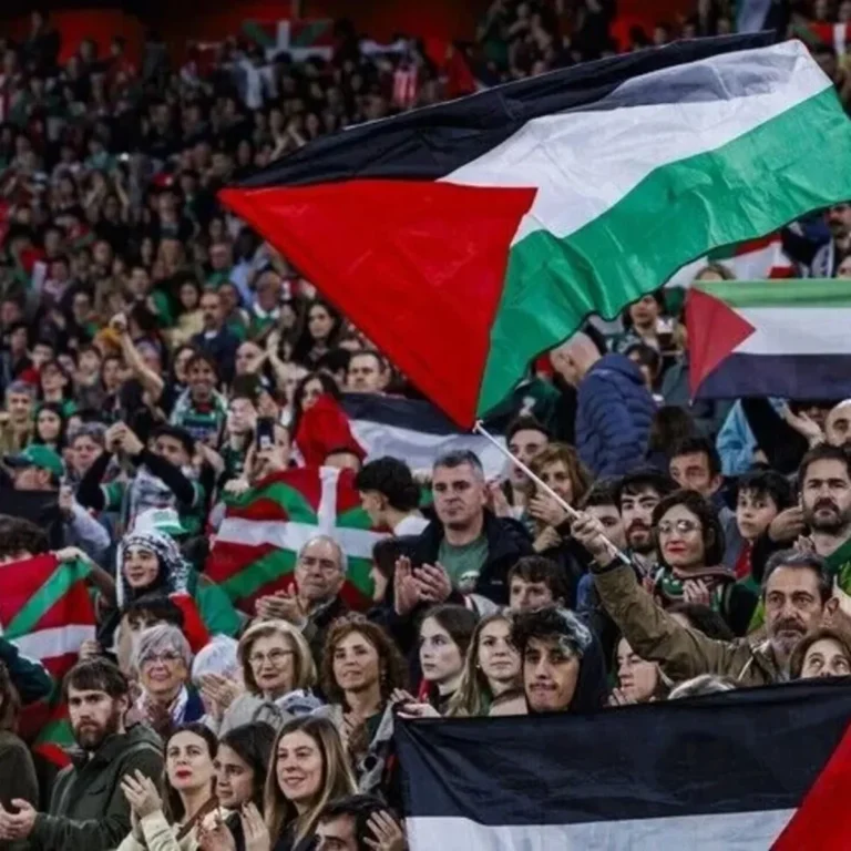 İrlanda Başbakanı Martin'den İsrail Futbol Federasyonu'na tepki: "İfadeleri kabul edilemez"