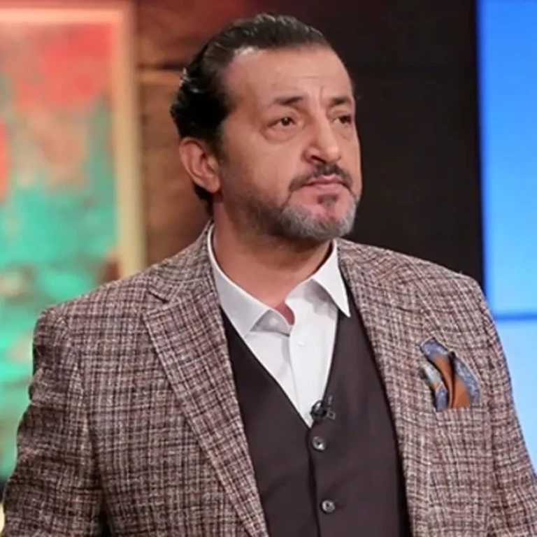 MasterChef'te büyük panik! Emre'nin yardımına Mehmet Şef yetişti