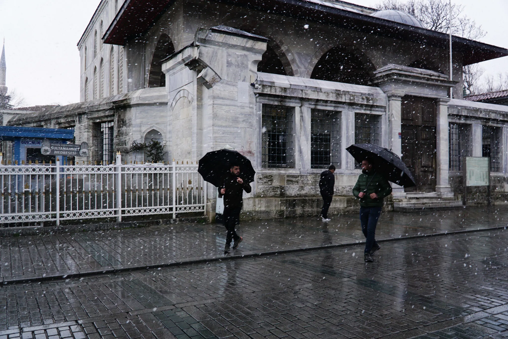 Meteoroloji’den sarı kodlu uyarı: Sağanak kapıya dayandı, sıcaklıklar 21 dereceye düşecek