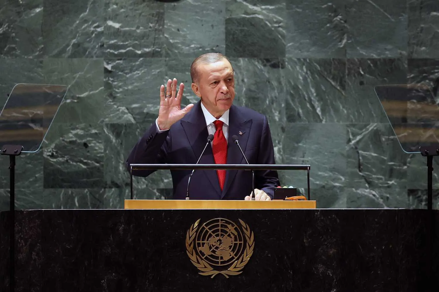 MHP lideri Bahçeli'den Başkan Erdoğan'a teşekkür: BM'de sessiz milyonların sesi oldu