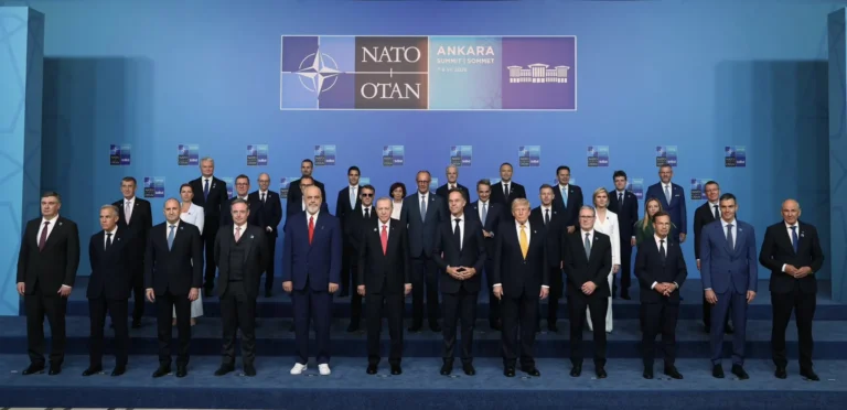 NATO Askeri Komite Başkanı Giuseppe Cavo Dragone: İttifak tehditlere karşı hazır