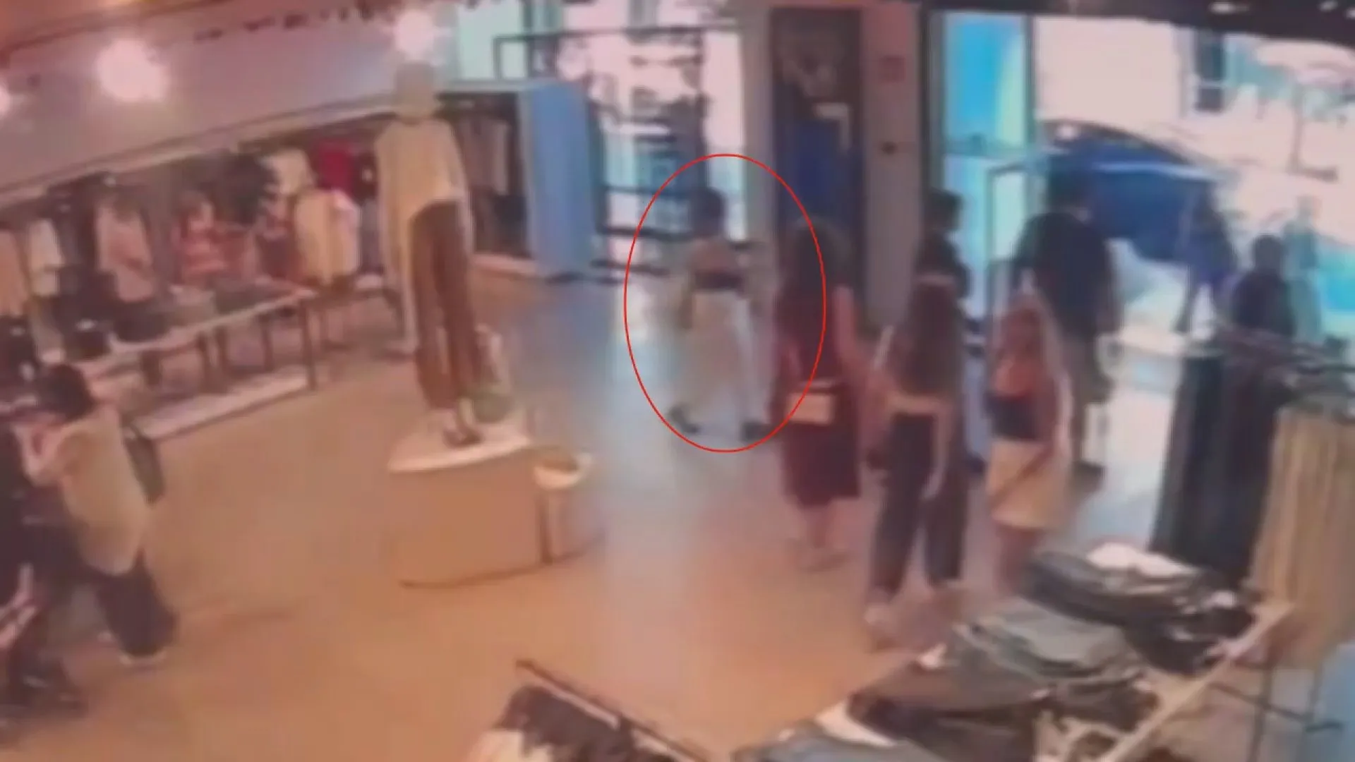 Nişantaşı’nda 47 bin liralık alışverişte şoke eden olay! Ücret ödemeden mağazadan çıktı