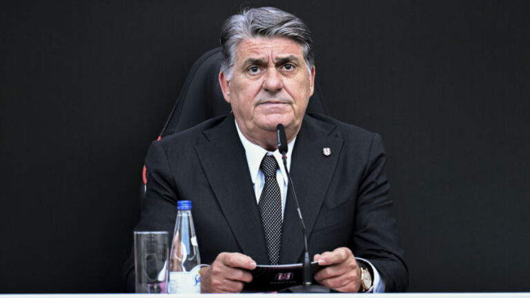 "Siyahla beyaz kadar fark var!"