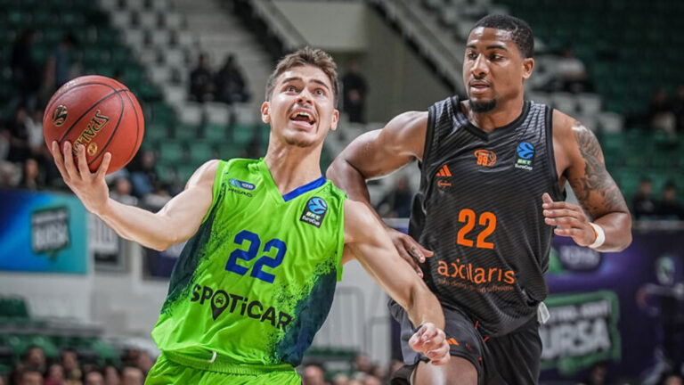 TOFAŞ Eurocup'a galibiyetle başladı!