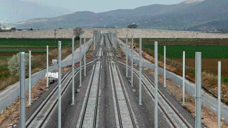 Toplam demir yolu ağında 2028 hedefi 17 bin 287 kilometre