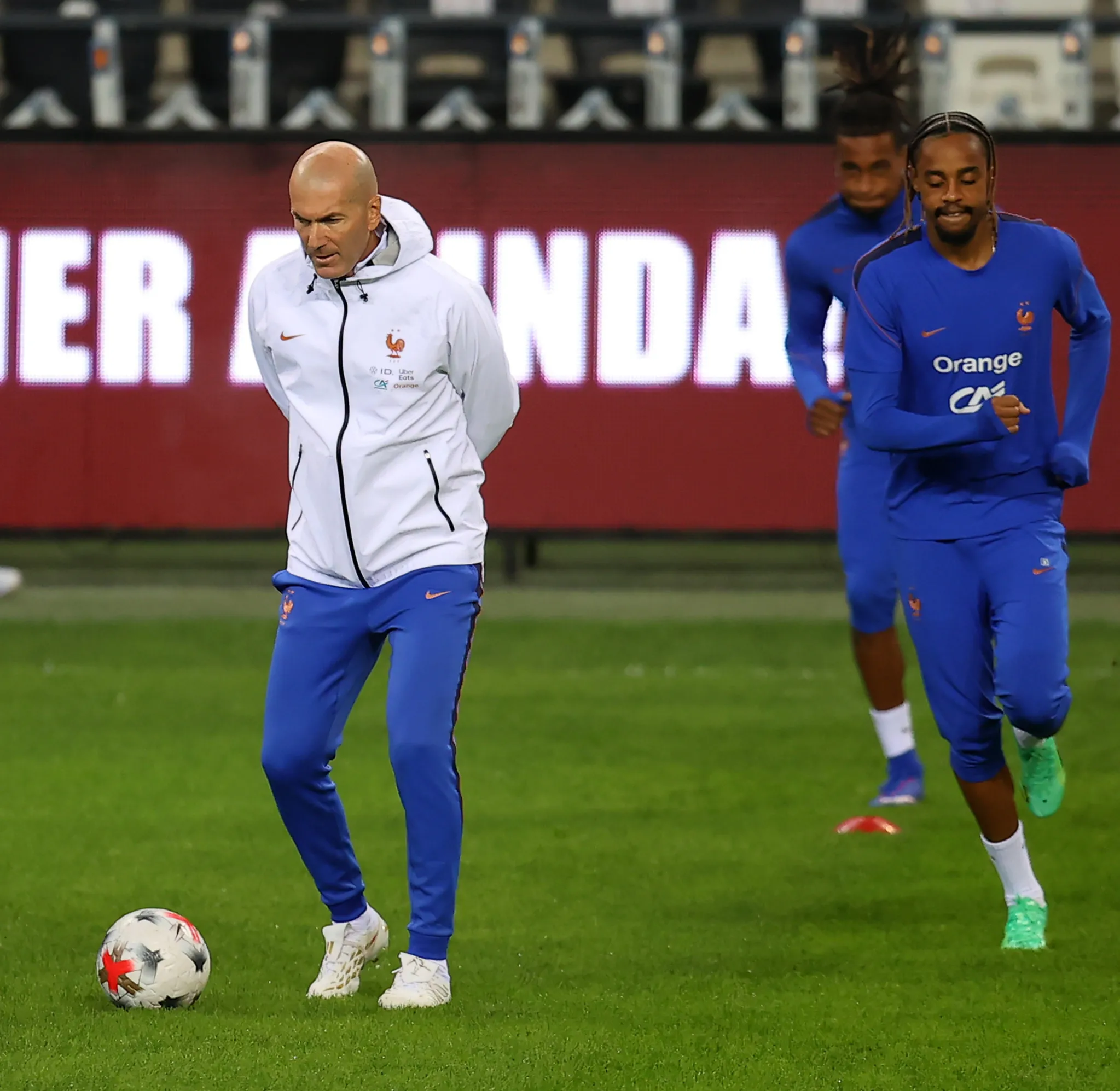 Türkiye-Fransa maçı öncesi Zidane’dan dikkat çeken sözler: "Bize sorun yaratacaklar"