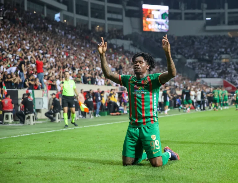 Türkiye’de gol krallığına Nijerya damgası: Süper Lig’de Salah ve Orban, 1. Lig’de Iheanacho zirvede