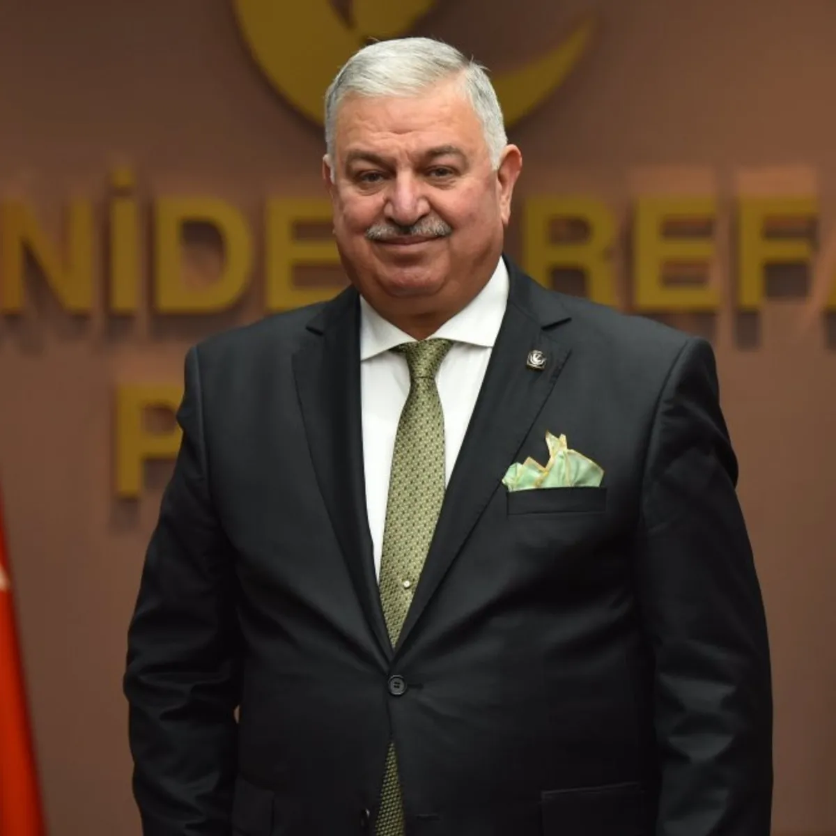 Yeniden Refah Partisi İstanbul Milletvekili Doğan Bekin görevlerinden istifa etti
