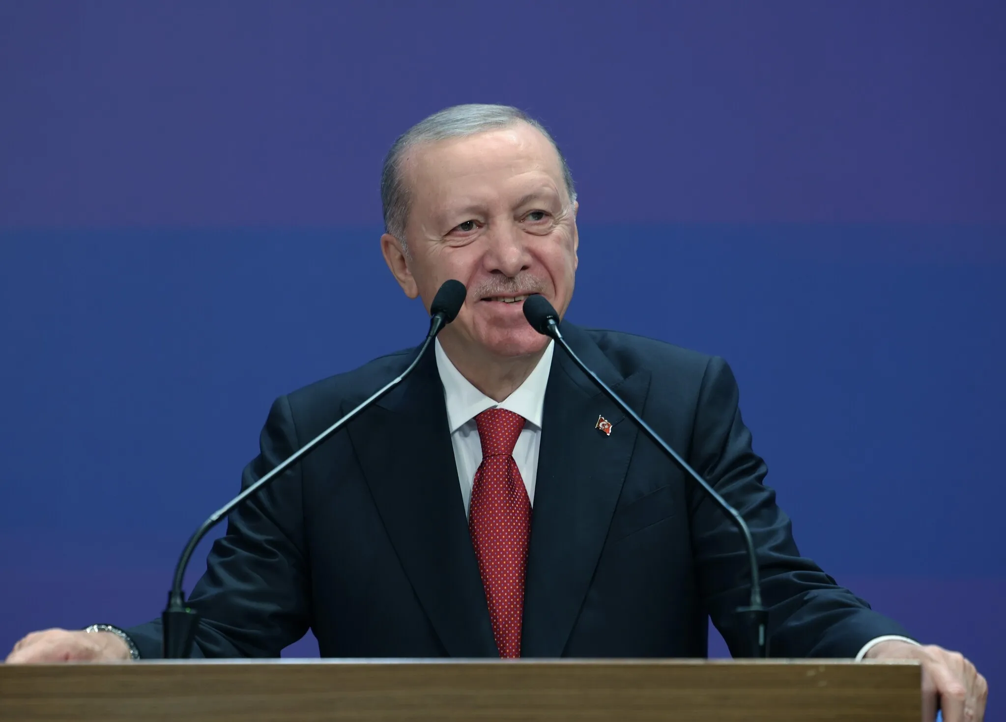 Başkan Erdoğan: Dimdik ayaktayız! Durmak yok