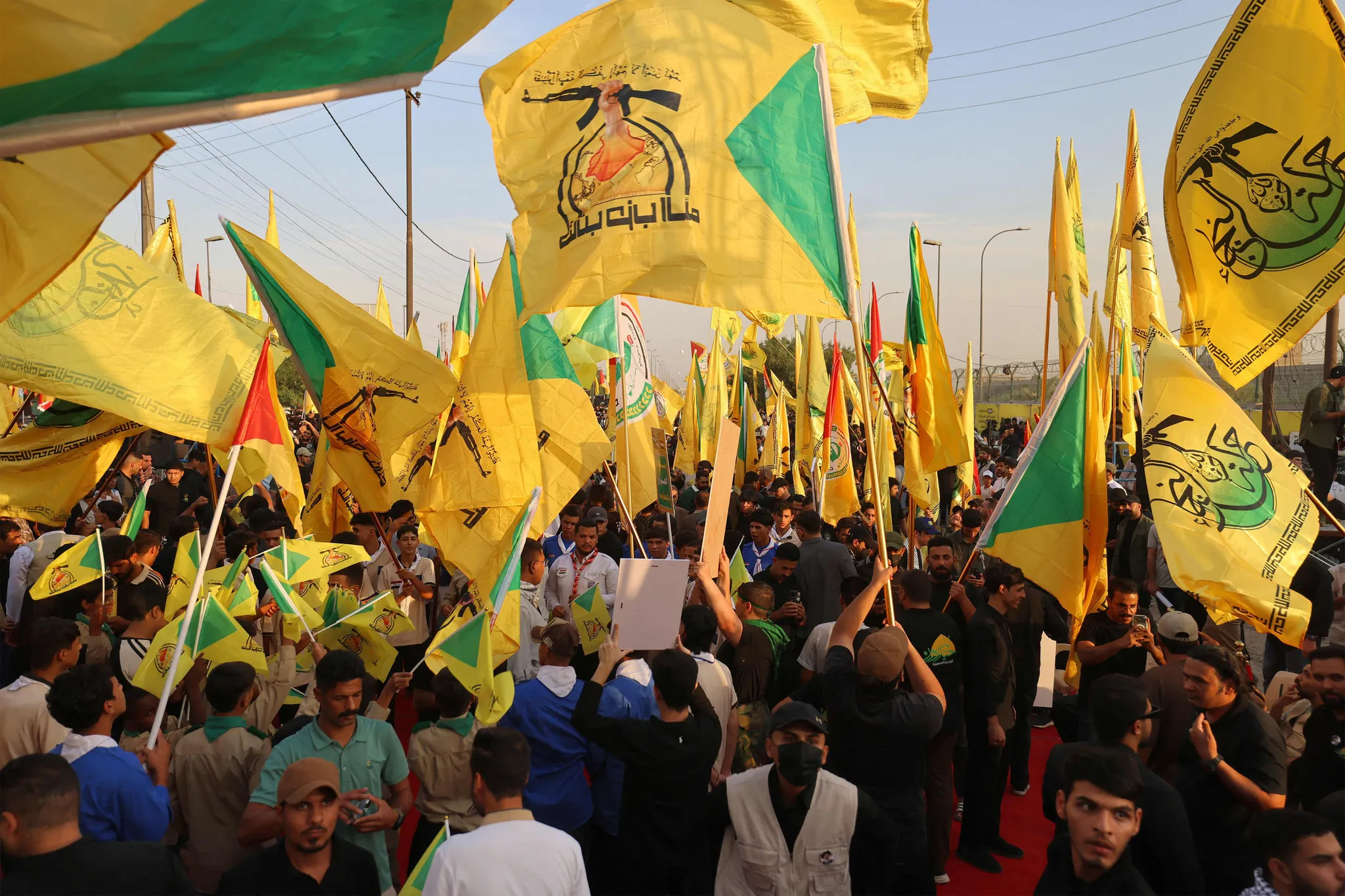 Irak, ülkedeki tüm silahlı grupların silahsızlandırılması için düğmeye bastı! Sürecin Haziran 2027'ye kadar tamamlanmasını hedefliyor